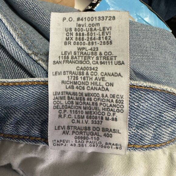 Levi’s 511 Men’s Jeans 34x28 Slim Fit Light Wash Denim Casual Everyday Style - Picture 4 of 6